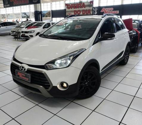 HYUNDAI HB20X 1.6 16V STYLE FLEX 4P AUTOMÁTICO